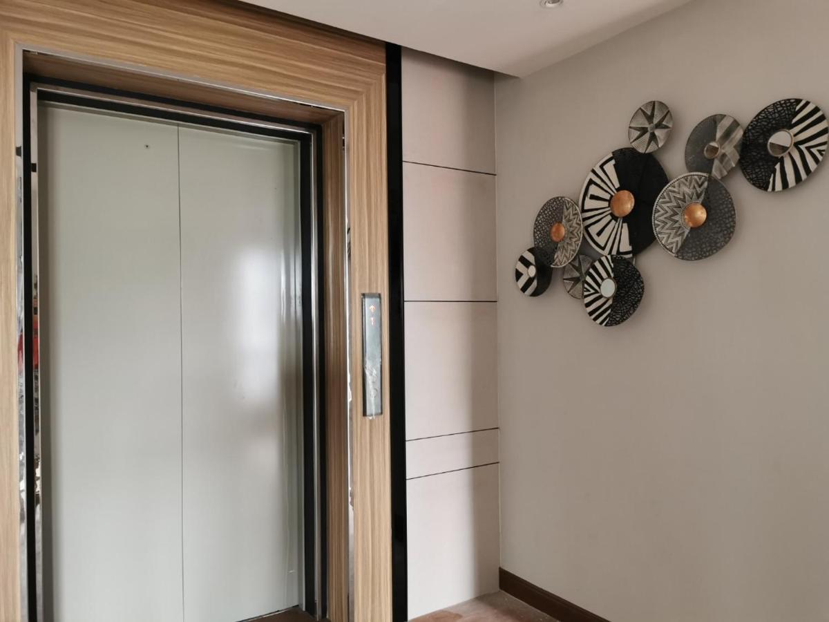 Arista Hotel Ubon Ubon Ratchathani Dış mekan fotoğraf